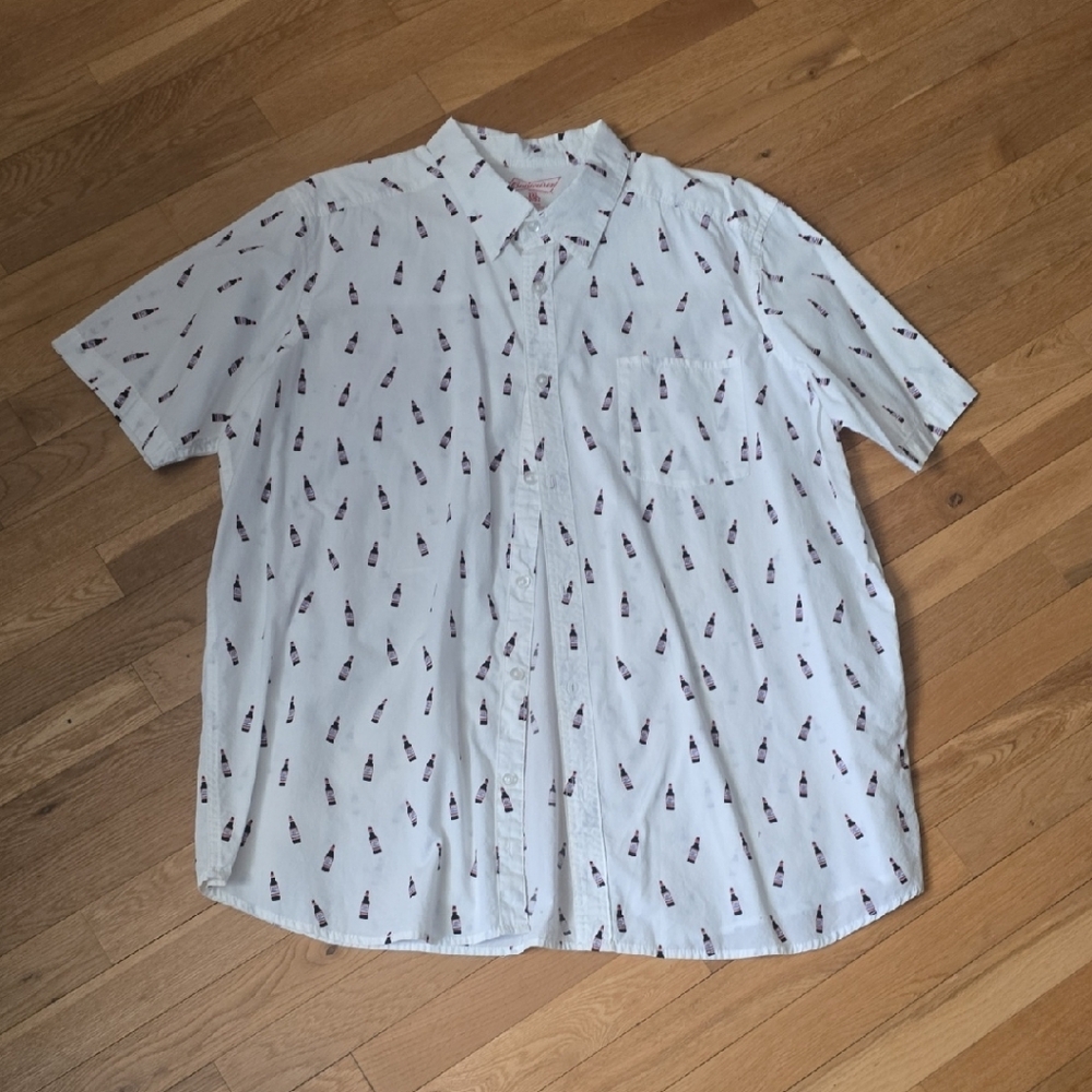 NWOT Budweiser Short Sleeve Shirt